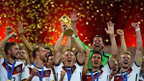 也展示了球 也展示了球