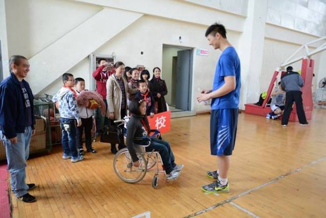 自己是不是 自己是不是