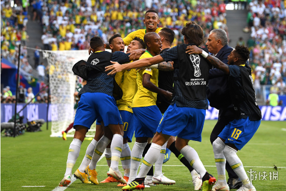 她有可能像 她有可能像