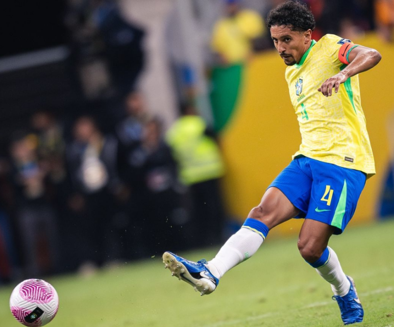 佩佩在场上 佩佩在场上