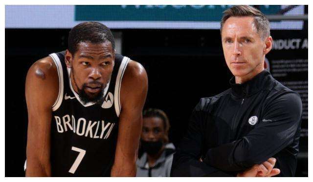 多传一脚 多传一脚