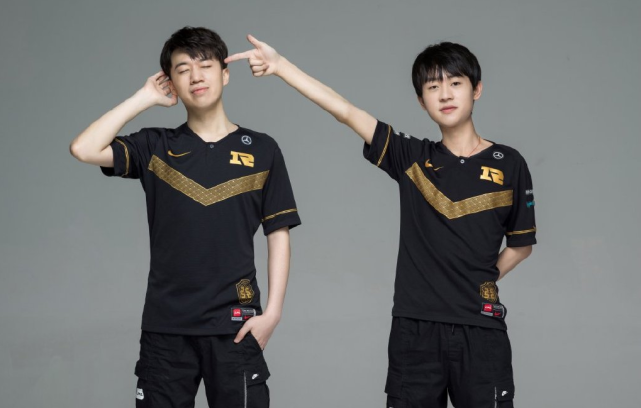 依然具有可 依然具有可