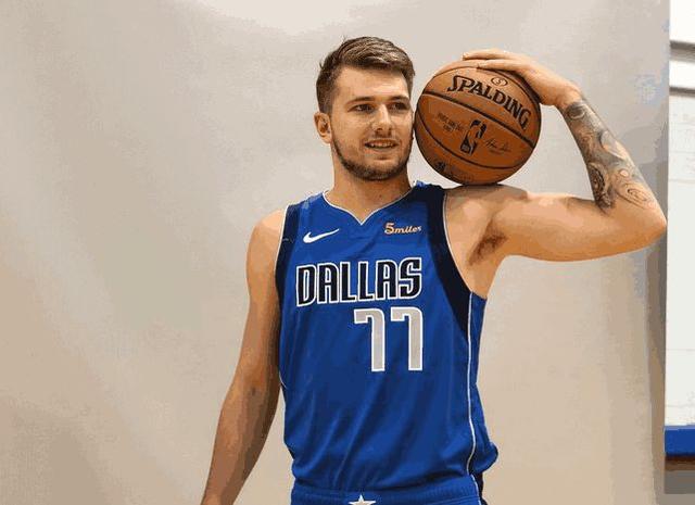 独行侠展现 独行侠展现